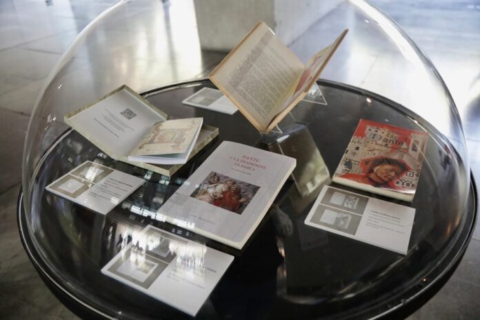 Comienza en la Biblioteca Vasconcelos la Jornada Dantesca, con la Exposición: Un Maravilloso Infierno Ilustrado por Amos Nattini - AlternativaTlx