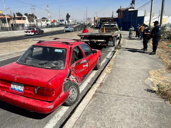 Atiende Dirección de Seguridad Pública de Huamantla Accidente Vehicular en el Libramiento Oriente - AlternativaTlx