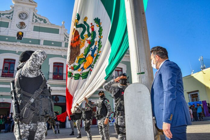 Celebrar a la Bandera es Celebrar Nuestra Identidad Mexicana: Salvador Santos Cedillo - AlternativaTlx