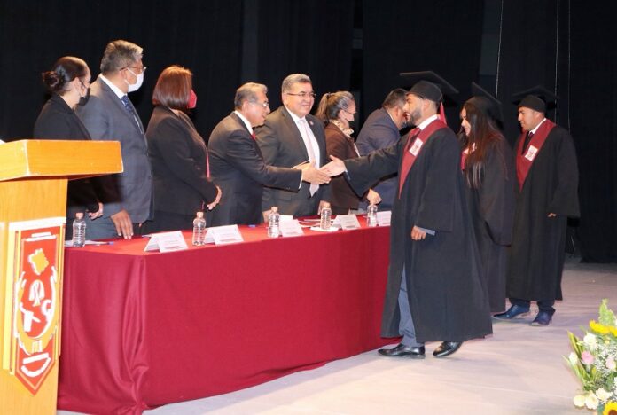 Culmina Estudios en Derecho Nueva Generación de la UATx - AlternativaTlx