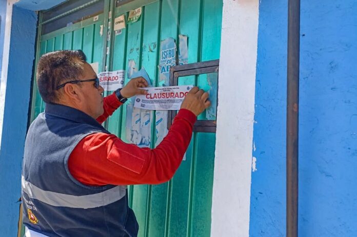 Clausura Protección Civil de Huamantla dos Establecimientos de Venta de Alcohol sin Permisos - AlternativaTlx