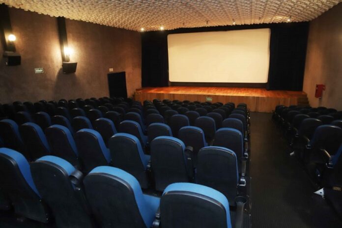 Crítica Alternativa • Sala Miguel N. Lira en Crisis