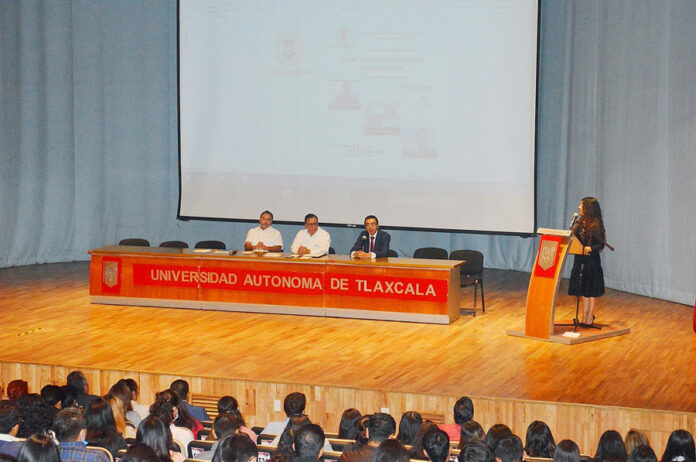 Efectúa UATx Panel sobre Sustentabilidad - AlternativaTlx