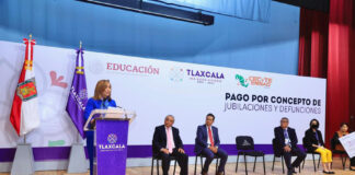 Reciben Pagos Extrabajadores y Familiares de Personal Fallecido del CECYTE - AlternativaTlx
