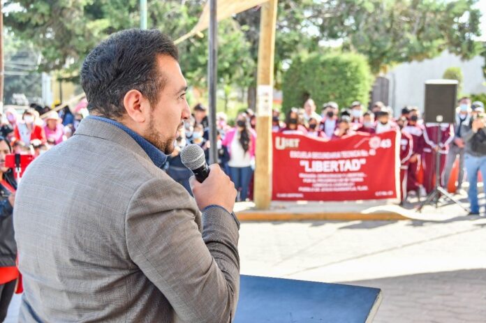 Vienen Grandes Proyectos para el Pueblo de Jesús: Salvador Santos Cedillo - AlternativaTlx Vienen Grandes Proyectos para el Pueblo de Jesús: Salvador Santos Cedillo - AlternativaTlx