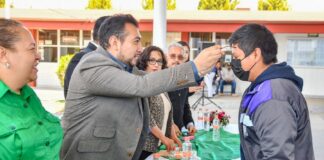 Entrega SMDIF Huamantla Lentes Gratuitos a Estudiantes del COBAT 02 - AlternativaTlx