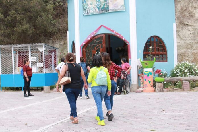 Visitan Manantial de la Santa Trinidad - AlternativaTlx
