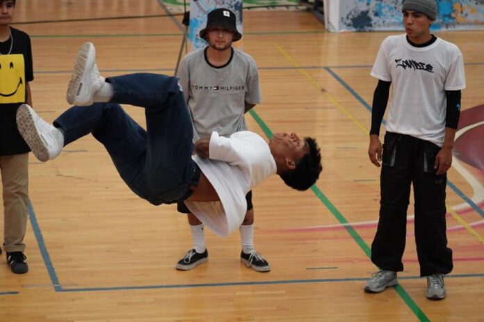 A través del Baile Breaking, Jóvenes Promueven en Durango la Cultura Alternativa - AlternativaTlx