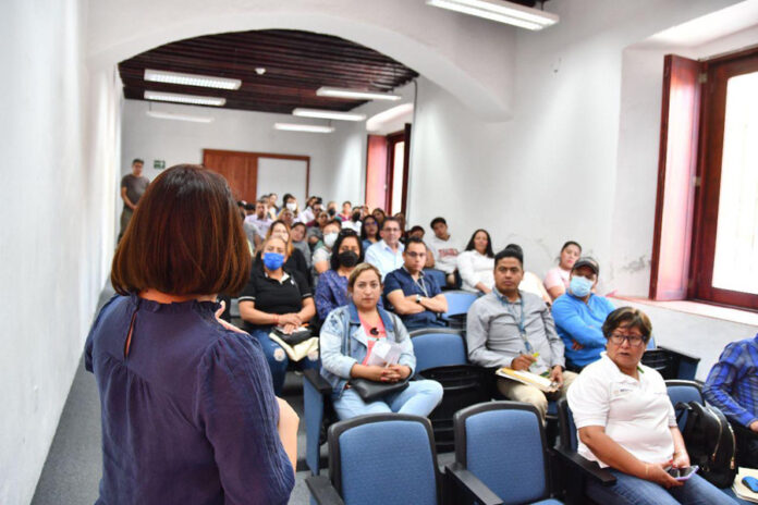 Brinda Ayuntamiento de Huamantla Plática para Fortalecer Estrategias de Negocios a Prestadores de Servicios - AlternativaTlx