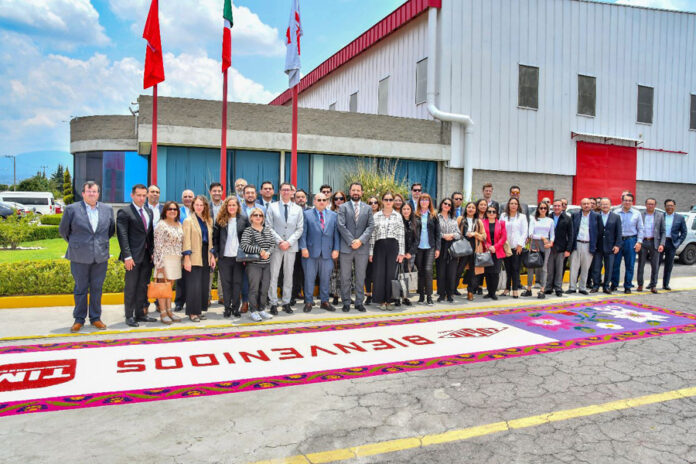 Muestra Salvador Santos Cedillo Ventajas Competitivas de Huamantla a Inversionistas - AlternativaTlx