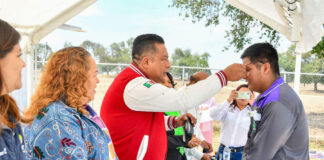 Entrega SMDIF Huamantla Lentes Gratuitos a Estudiantes del Pueblo de San José Xicohténcatl - AlternativaTlx