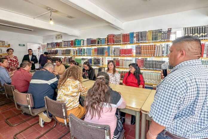 Enriquecen su Acervo las Bibliotecas de Huamantla con Material del Gobierno Estatal - AlternativaTlx