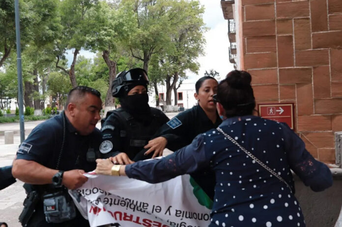 Crítica Alternativa • Más del Autotrén…