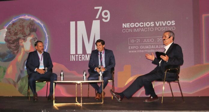 ¡No te Asustes! La IA apenas gatea, Coinciden Expertos - AlternativaTlx