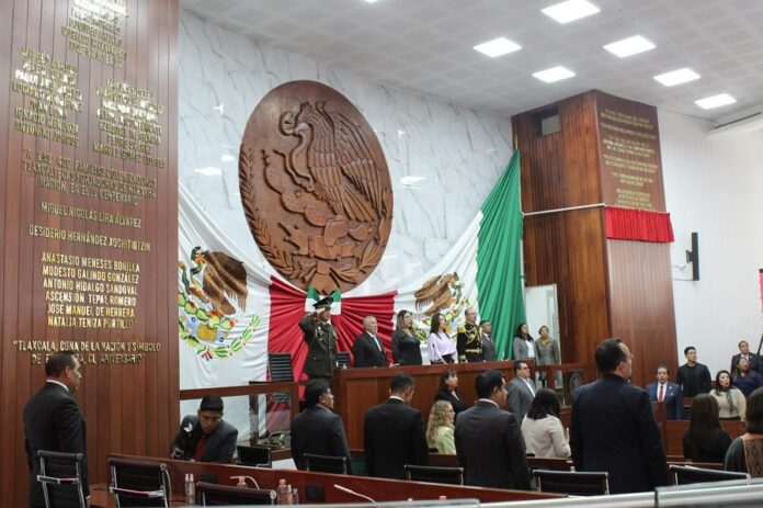 Autoridades de los Tres Poderes Conmemoraron Bicentenario del Colegio Militar - AlternativaTlx