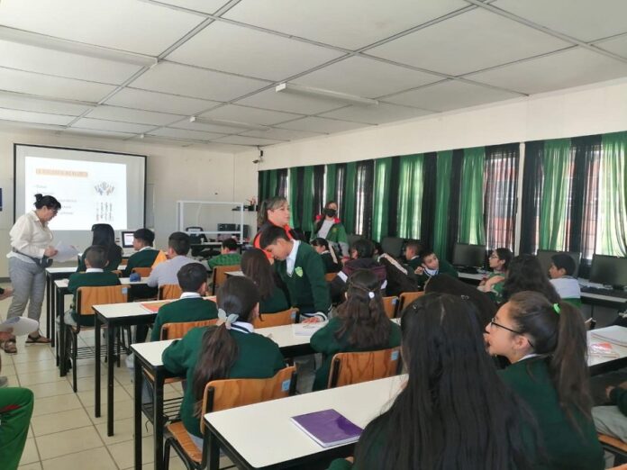 Brinda Ayuntamiento de Huamantla Pláticas Preventivas Sobre Violencia Contra la Mujer en Instituciones Educativas - AlternativaTlx