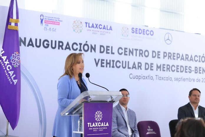 Inauguró Gobernadora Centro de Preparación Vehicular Mercedes–Benz. - AlternativaTlx