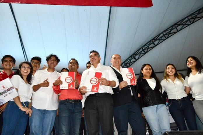 Mi Trabajo Legislativo Está Enfocado en Resolver los Problemas que Enfrenta el País Diputado Priistra Mariano González. - AlternativaTlx