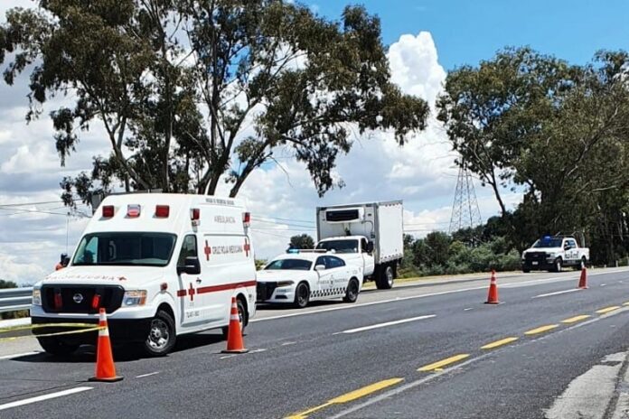 Brinda Abanderamiento Policía de Huamantla en Hecho Vial Sobre la Carretera México Veracruz - AlternativaTlx