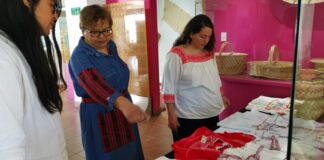 Califican Piezas Participantes del XII Concurso Estatal de Textiles 2023. - AlternativaTlx