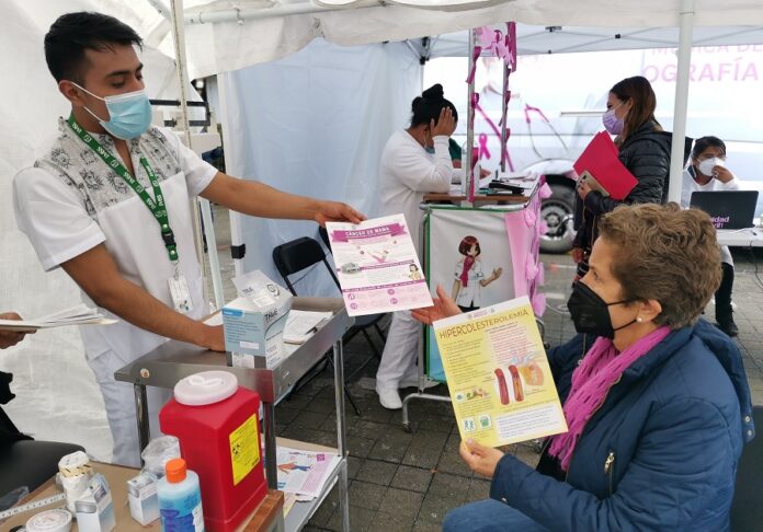 Invita IMSS Tlaxcala a Sumar Esfuerzos en el Mes de Sensibilización Sobre el Cáncer de Mama. - AlternativaTlx