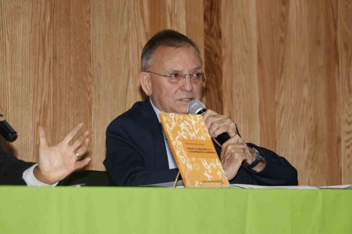 Presentan Libro Sobre Redacción para la Investigación Académica. - AlternativaTlx Presentan Libro Sobre Redacción para la Investigación Académica. - AlternativaTlx