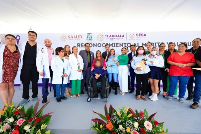 Reconoce Gobierno al Merito y Altruismo de Familias Donantes. - AlternativaTlx