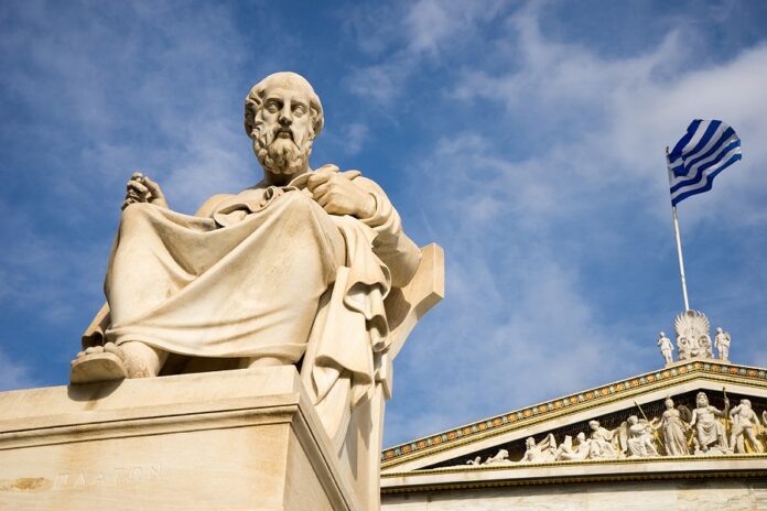 Marble statue of the ancient Greek Philosopher Plato. Academy of Athens,Greece. Aprende a Tenerle Amor a la Verdadera Sabiduría. - AlternativaTlx