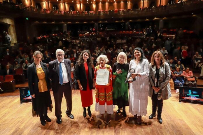 Elena Poniatowska Recibió el Premio Internacional Carlos Fuentes a la Creación Literaria en el Idioma Español 2023La secretaria de Gobernación, Luisa María Alcalde. - AlternativaTlx