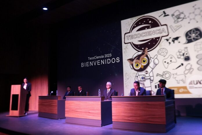 Impulsan la ciencia entre estudiantes de la UAG. - AlternativaTlx