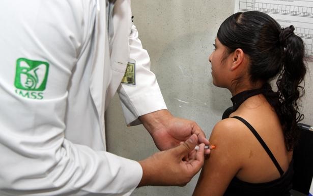 Invita IMSS Tlaxcala a Vacunar a Niñas de 11 a 14 Años Contra el VPH. - AlternativaTlx