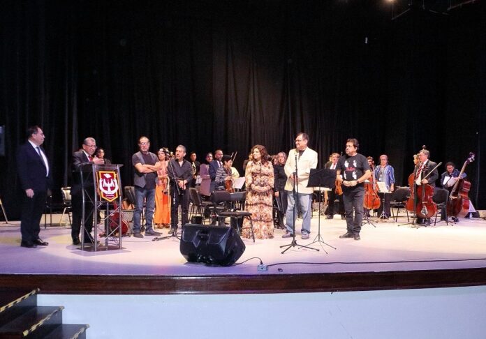 Ofreció UATx Concierto Sinfónico “The Beatles”. - AlternativaTlx