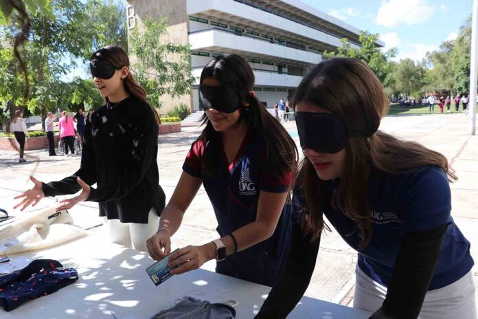 Concientizan a Estudiantes de la UAG Sobre la Discapacidad. - AlternativaTlx Concientizan a Estudiantes de la UAG Sobre la Discapacidad. - AlternativaTlx