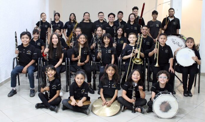 El Semillero Banda Sinfónica Comunitaria de Ecatepec y el Ensamble de Arpas de la OECCh Realizarán Concierto Navideño - AlternativaTlx