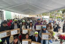 Entregó Instituto Tlaxcalteca de la Juventud Laptops a Universitarios. - AlternativaTlx