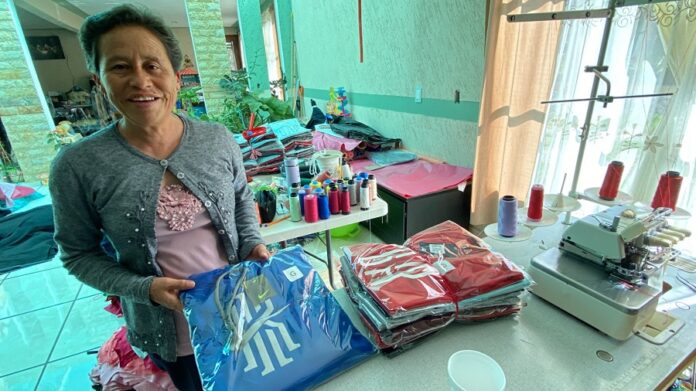 Hay que Apoyar al Pueblo, así como el Gobierno lo Hace: Fabricante Textil. - AlternativaTlx