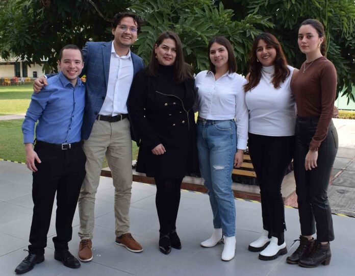 Estudiantes de Comercio Internacional Viven Experiencia Internacional en EU - AlternativaTlx