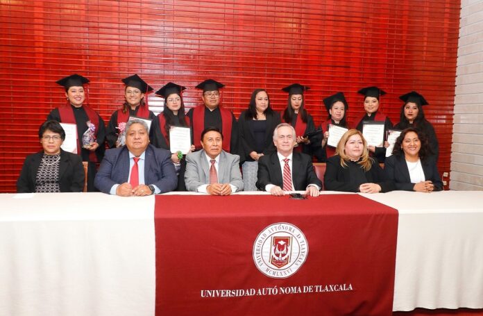Graduó UATx Tercera Generación de Especialistas en Enfermería Perinatal - AlternativaTlx
