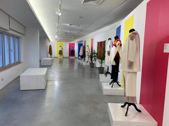 Se Presenta en Oporto la Exhibición “Textiles Extraordinarios México” -AlternativaTlx