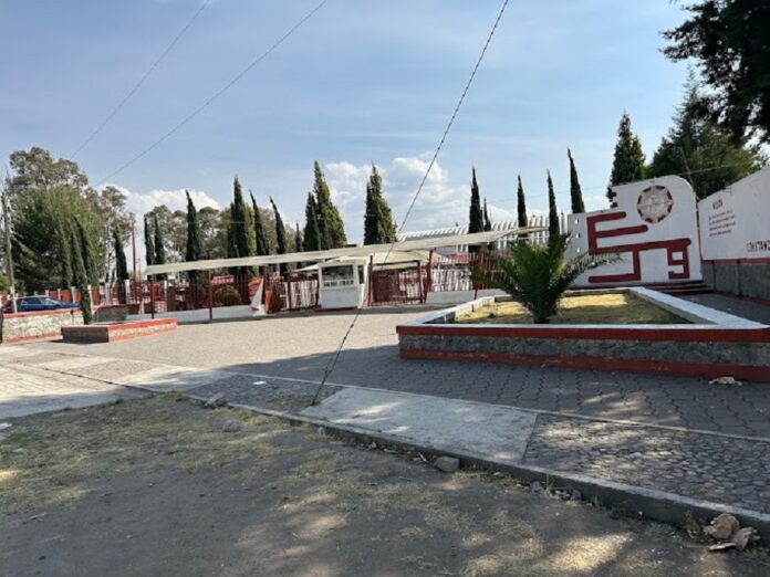 Atiende Gobierno del Estado a Alumnos de Secundaria Técnica No. 9 -AlternativaTlx