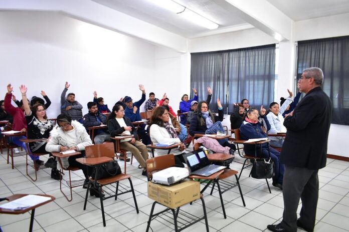 Capacitó Cecyte a Personal Directivo, Docente y Administrativo -AlternativaTlx