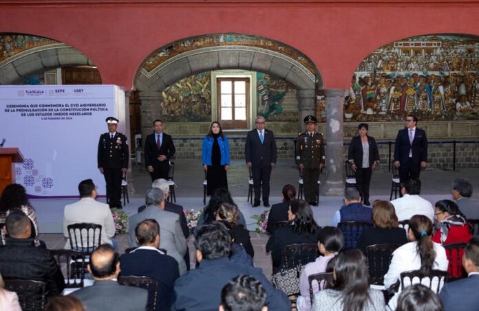 Encabezó Gobierno del Estado Acto Cívico por el 107 Aniversario de la Promulgación de la Constitución -AlternativaTlx