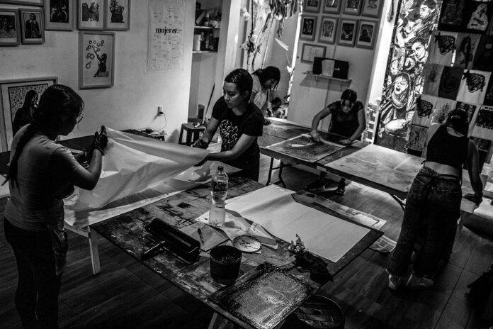 Colectivo Armarte, un Espacio de Mujeres Artistas que Quieren Transformar la Sociedad a través del Arte