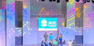 Jóvenes Participantes de Teatro en Tecomán, Colima, Escriben Sobre el Acoso Escolar, a Partir de sus Propias Experiencias -AlternativaTlx