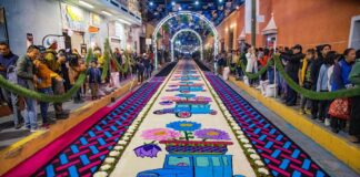 Las Alfombras de Arte Efímero de Huamantla Buscan Ser Patrimonio Cultural Inmaterial de la Humanidad -AlternativaTlx