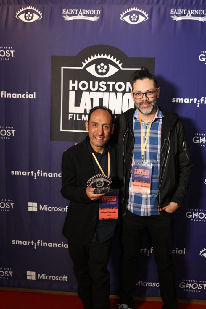 Vergüenza, Ópera Prima del CCC, Recibe el Premio a Mejor Largometraje de Ficción, en el Houston Latino Film Festival -AlternativaTlx Vergüenza, Ópera Prima del CCC, Recibe el Premio a Mejor Largometraje de Ficción, en el Houston Latino Film Festival -AlternativaTlx
