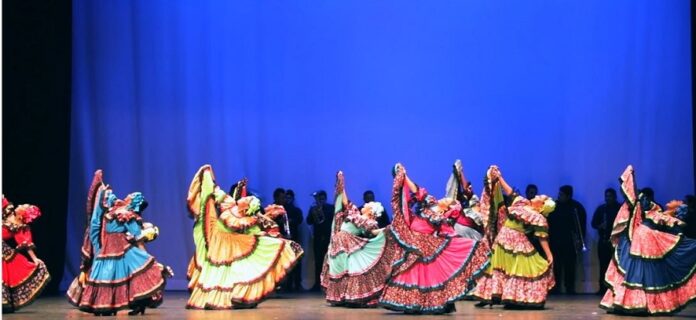 El Ballet Folklórico Huehuecoyotl Un Viaje por las Tradiciones Mexicanas a través de la Danza -AlternativaTlx