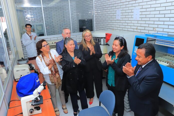 Reactiva UATx Laboratorio de Histopatología en Ciencias de la Salud -AlternativaTlx