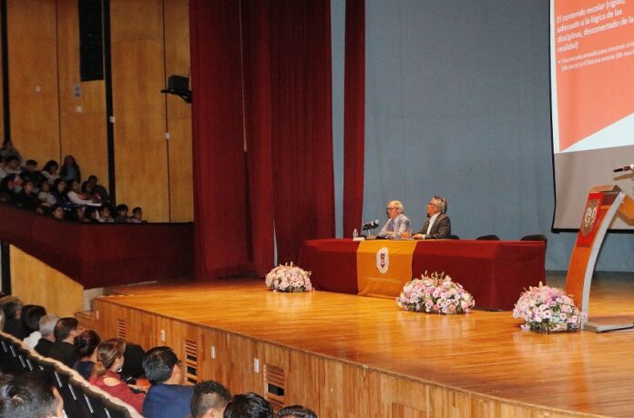 Culminó Celebración del 58 Aniversario de Ciencias de la Educación de la UATx -AlternativaTlx