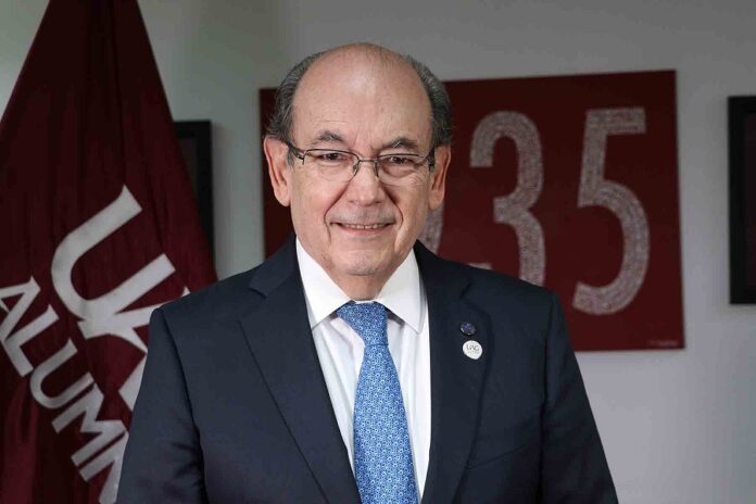 Egresado de la UAG es Presidente de la Federación Mundial de Educación Médica -AlternativaTlx Egresado de la UAG es Presidente de la Federación Mundial de Educación Médica -AlternativaTlx